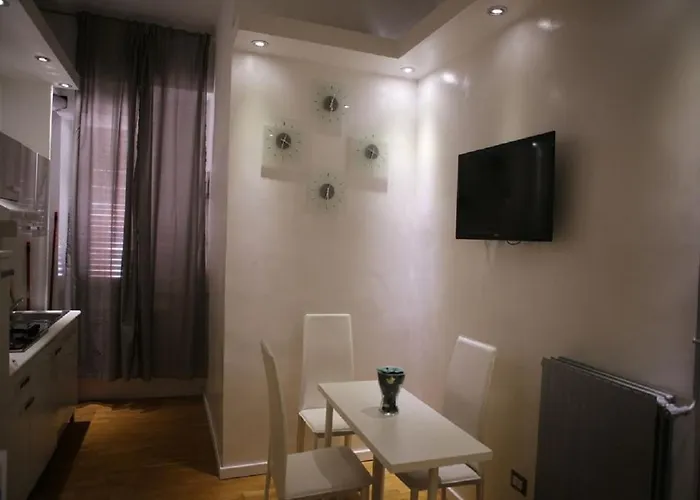 Hotel Vatican And Kitchen 3*